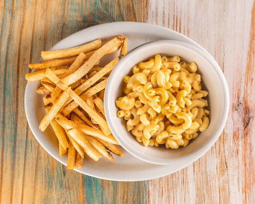 Kid's Mac and Cheese with fries